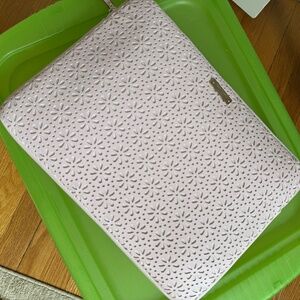 NEW! Kate Spade Petal Pink Saffiano Laptop Sleeve 10x14, laser cut floral